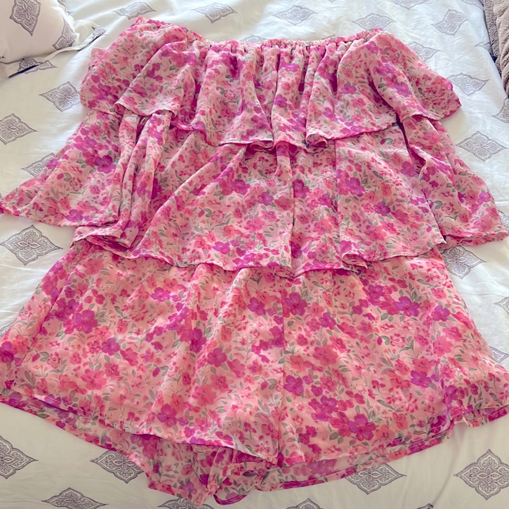 Buddy Love floral romper. Size small